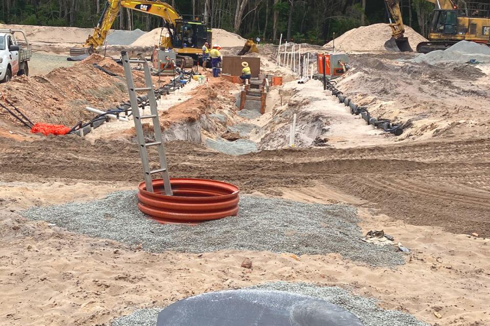 EziPit 1000 MH being installed on the site at Rainbow Beach, Queensland. 